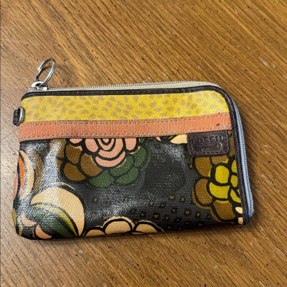 Fossil Coated Canvas Keyper Vintage Floral Zipper Wristlet W/ Keyring